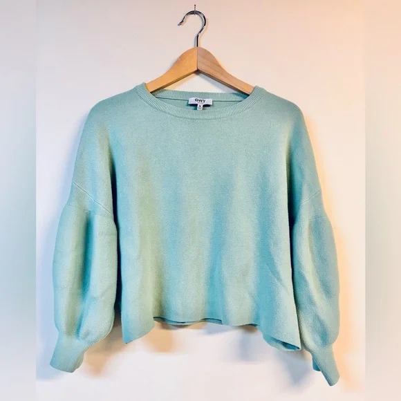OAT New York Mint Green Bubble Sleeve Cropped Sweater Medium - Picture 1 of 6